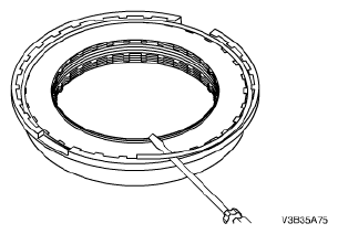 G04717351