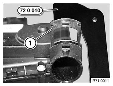 G06852203