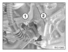 G09847038