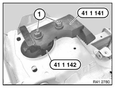 G09861112
