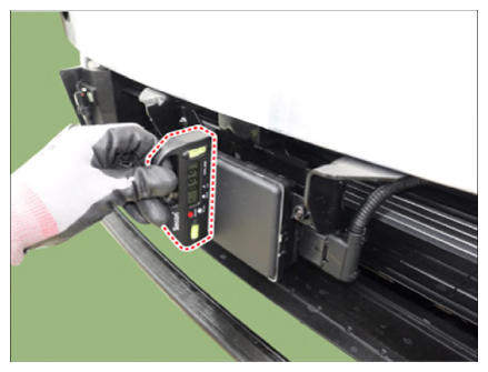 G13351784